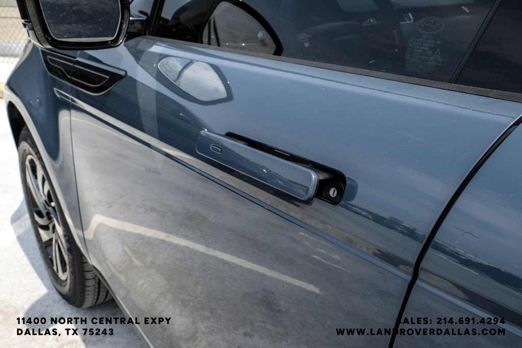 New 2026 Tribeca Blue Metallic Land Rover S image 36