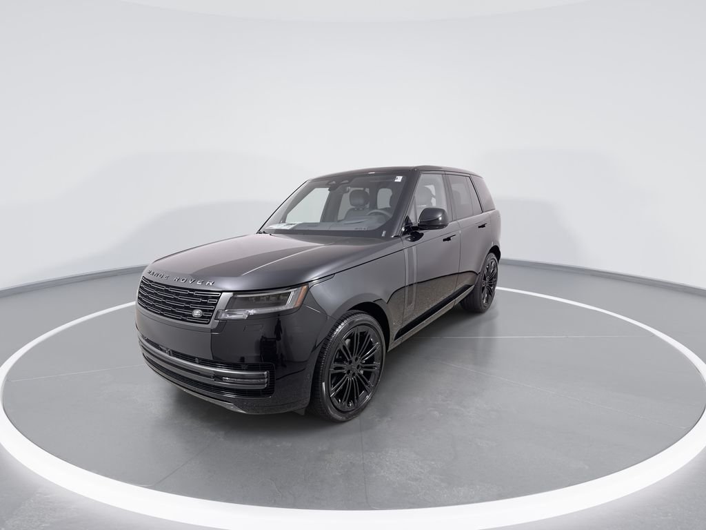 New 2026 SANTORN BLK MET Land Rover SE image 4