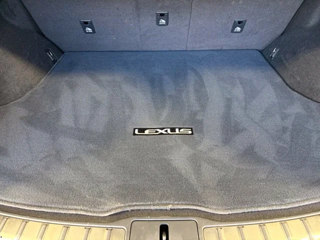 Used 2025 White Lexus 350h Luxury image 47