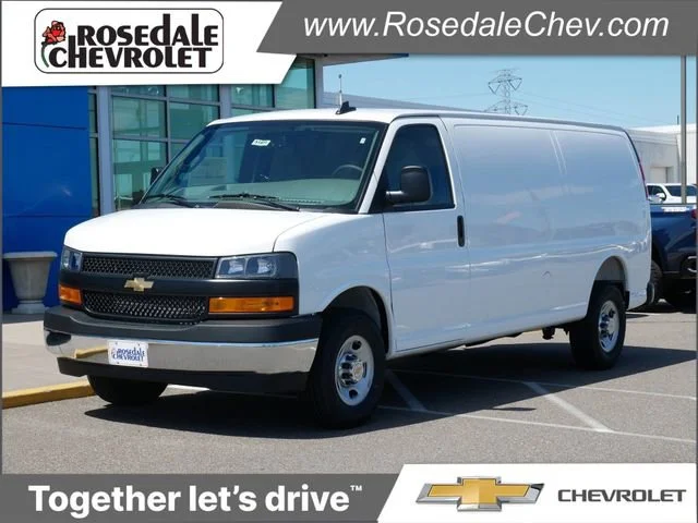 2025 Chevrolet Express 3500 Extended Work Van's photo