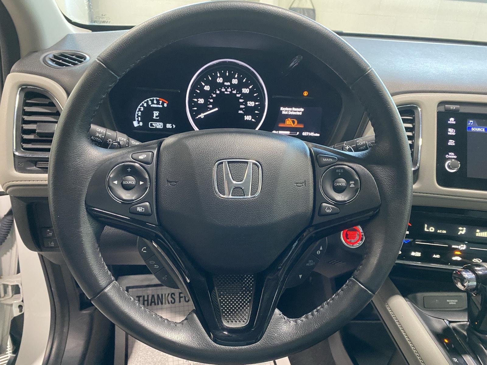 Used 2021 Platinum White Pearl Honda EX-L image 22
