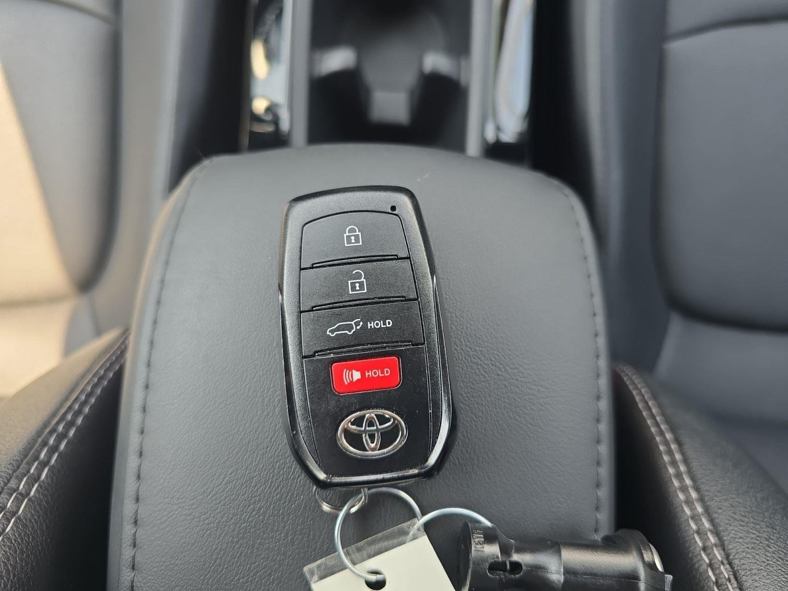 Used 2025 Soul Red Crystal Toyota XLE image 12