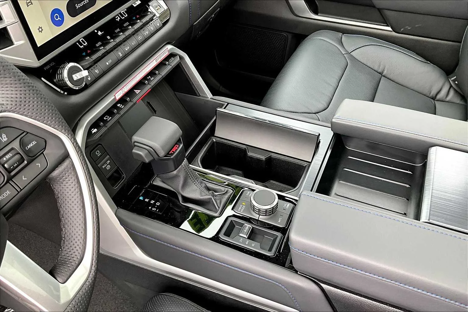 2025 Toyota Tundra Platinum - Photo 7