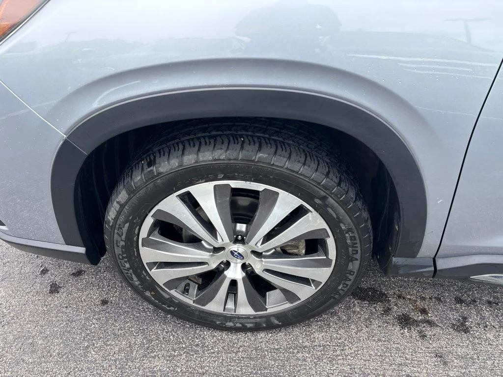Used 2021 Silver Subaru Limited image 7