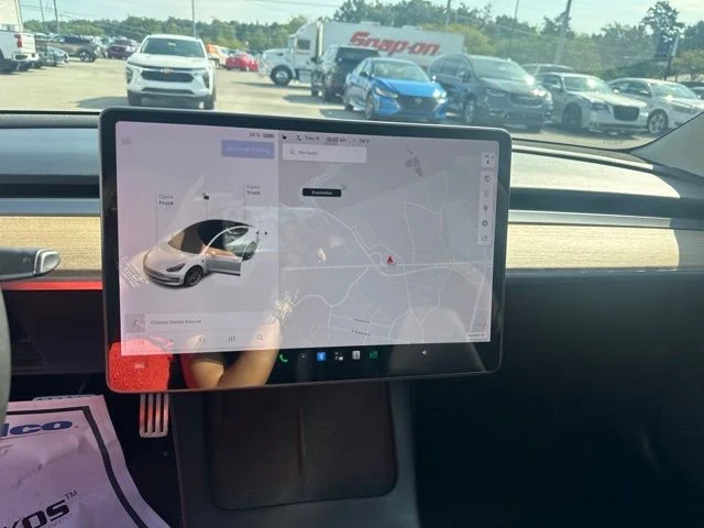 Used 2021  Tesla Performance image 29