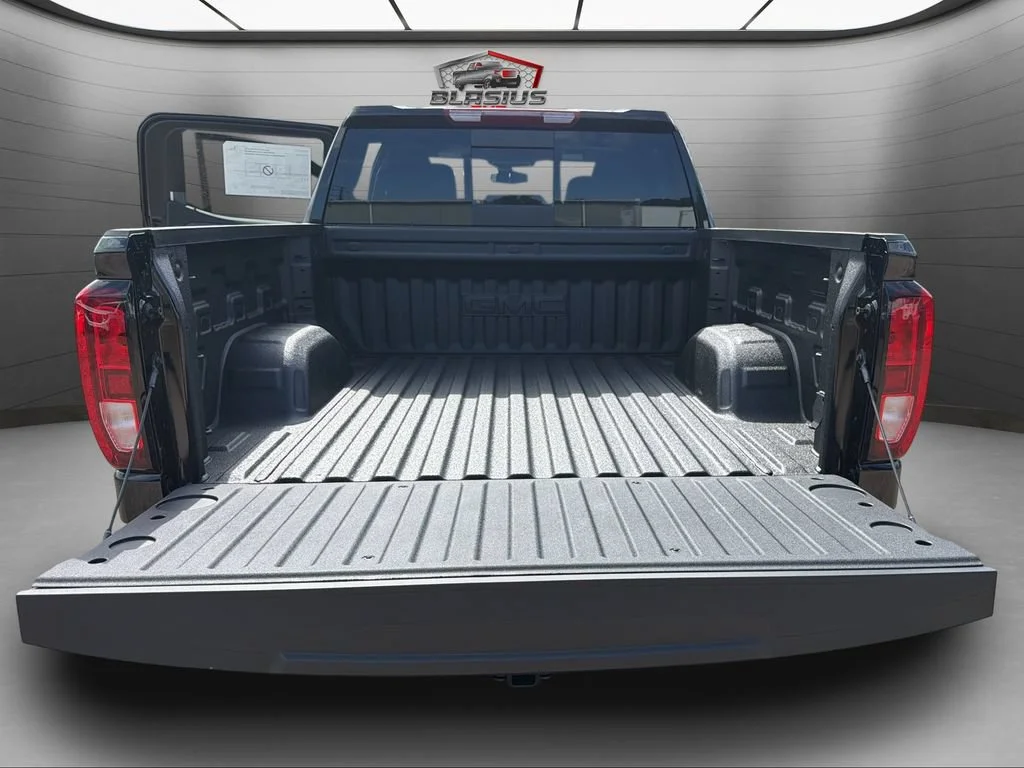 New 2026 Onyx Black GMC Elevation image 14