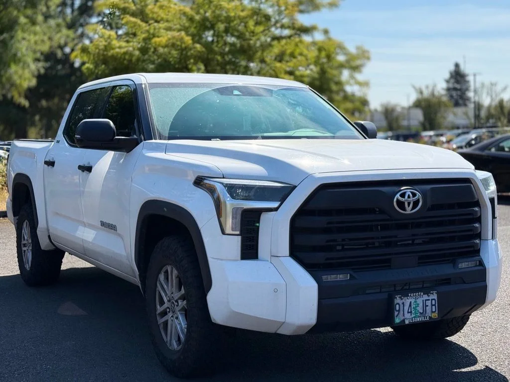 Used 2023 White Toyota SR5 image 7