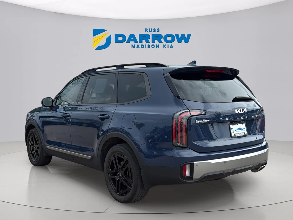 Used 2023 Midnight Lake Blue Kia SX X-Line image 3