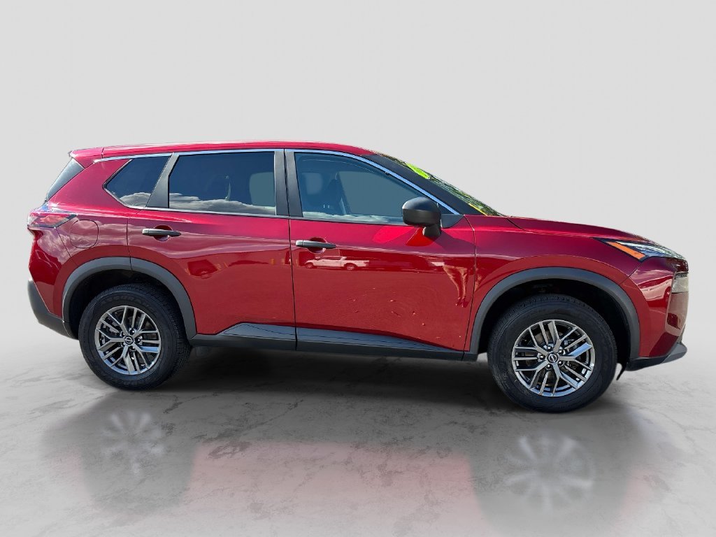 Used 2023 Red Nissan S image 6