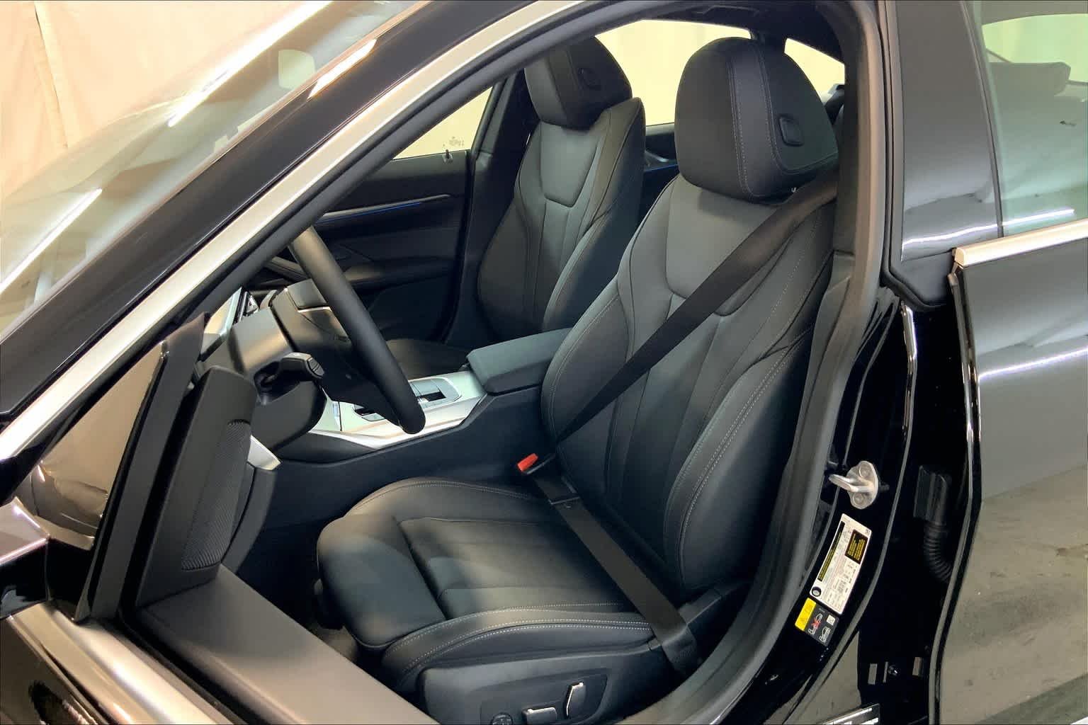 Used 2024 Jet Black BMW eDrive35 image 9
