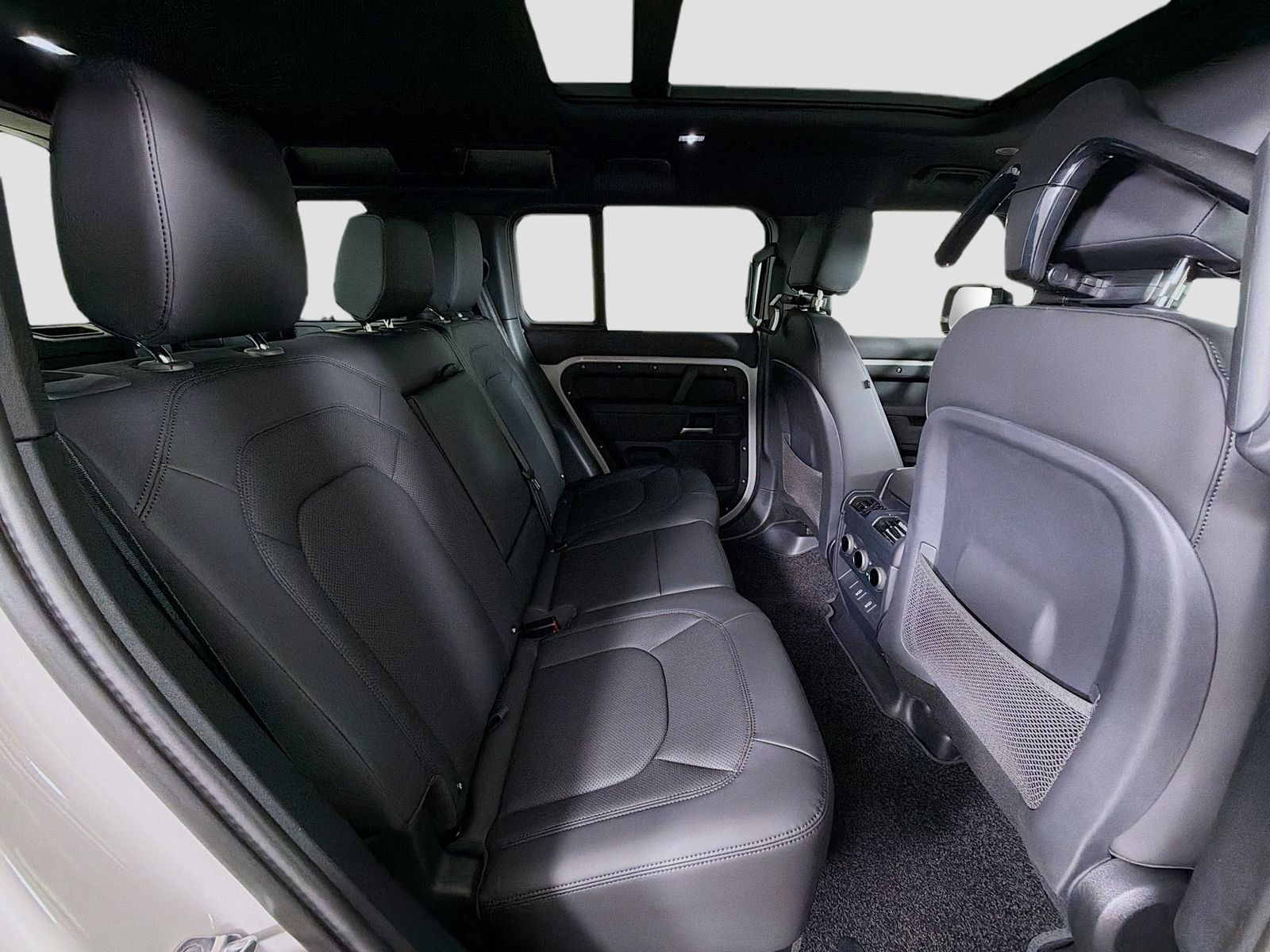 New 2026 Borasco Grey Land Rover X-Dynamic SE image 32