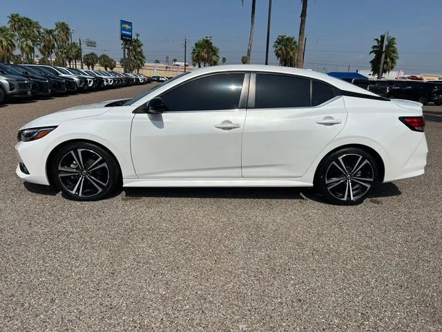 Used 2023 White Nissan SR image 4