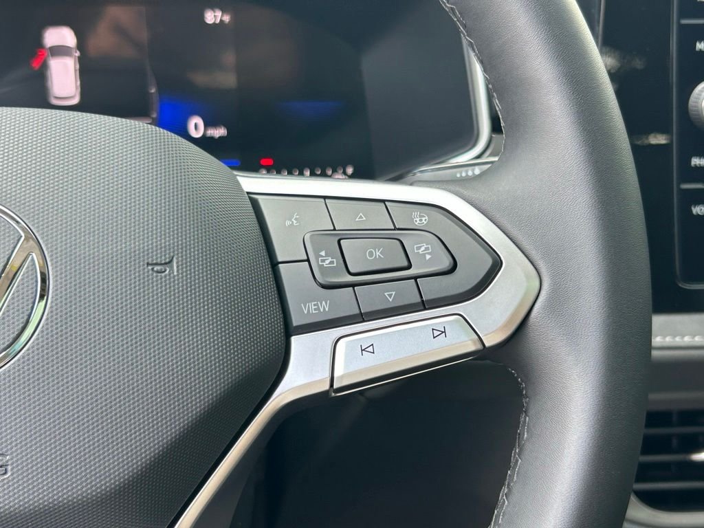 New 2026 Gray Volkswagen 1.5T SE Black image 23