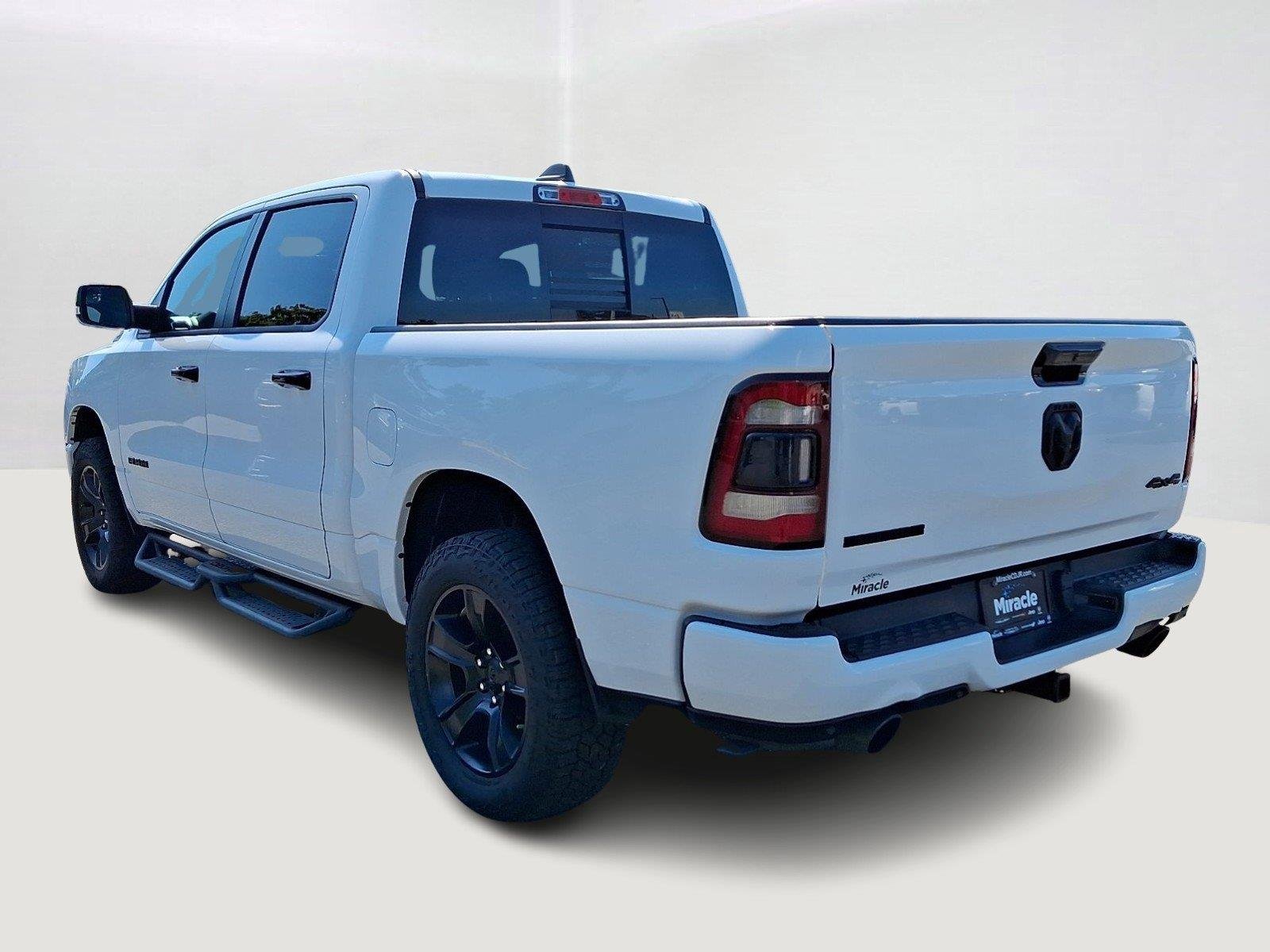 Used 2023 Bright White Clearcoat Ram Big Horn image 4