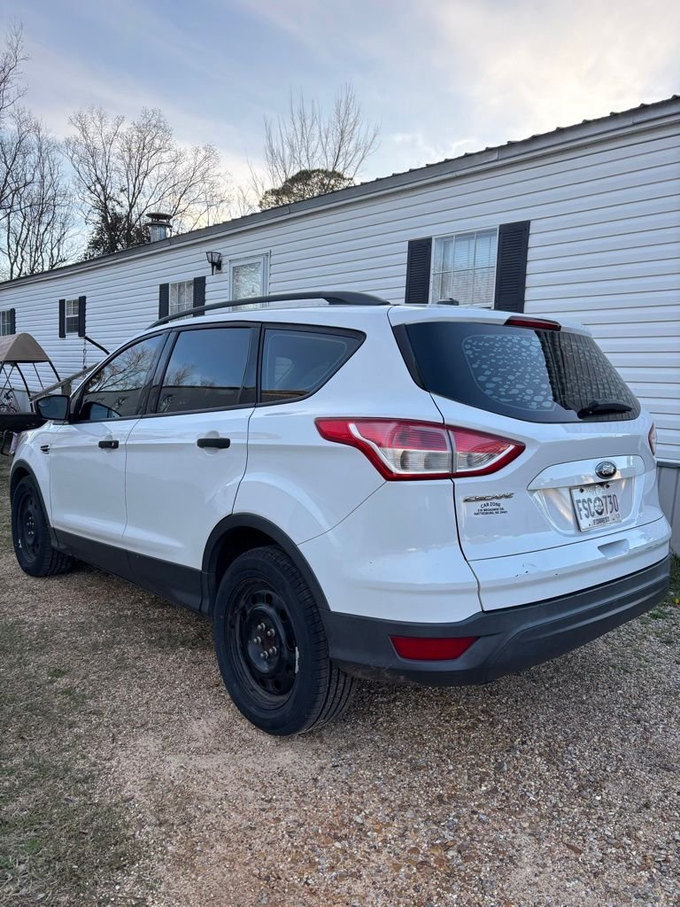 Used 2015 White Ford S image 2