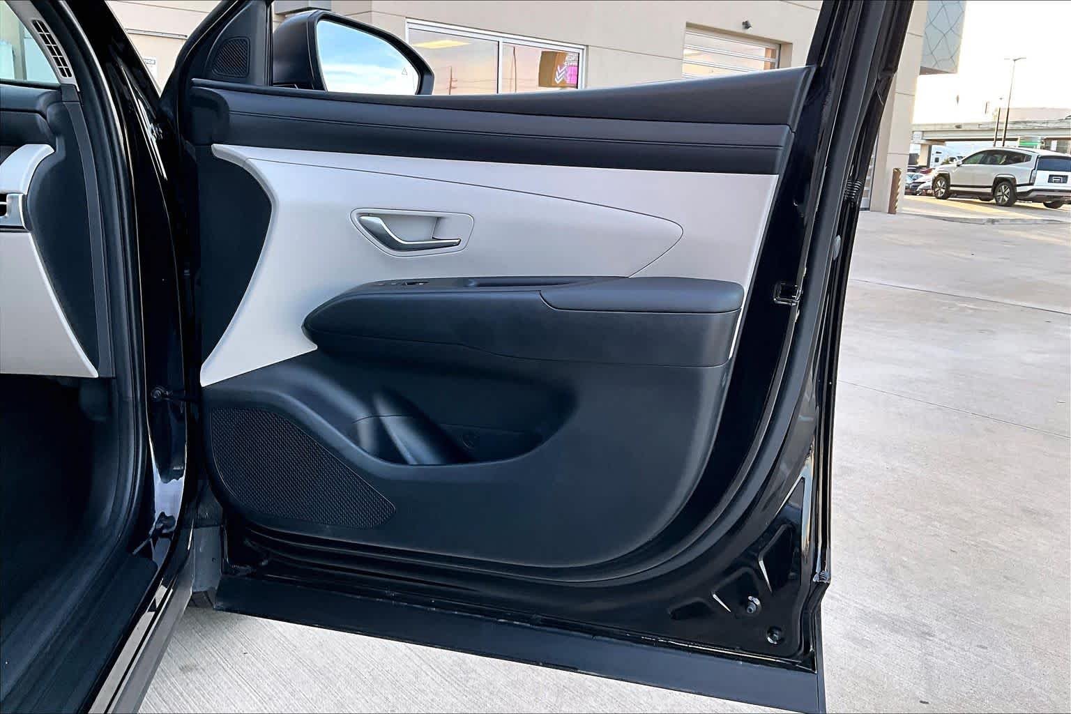 2025 Hyundai Tucson SEL - Photo 21