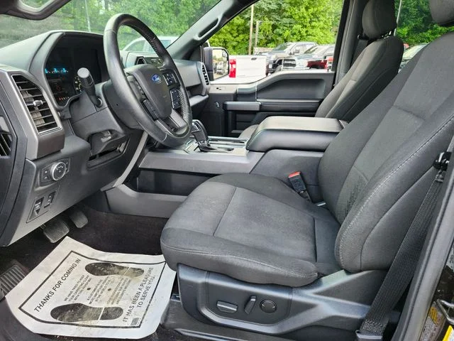 Used 2020 Red Ford XLT image 10