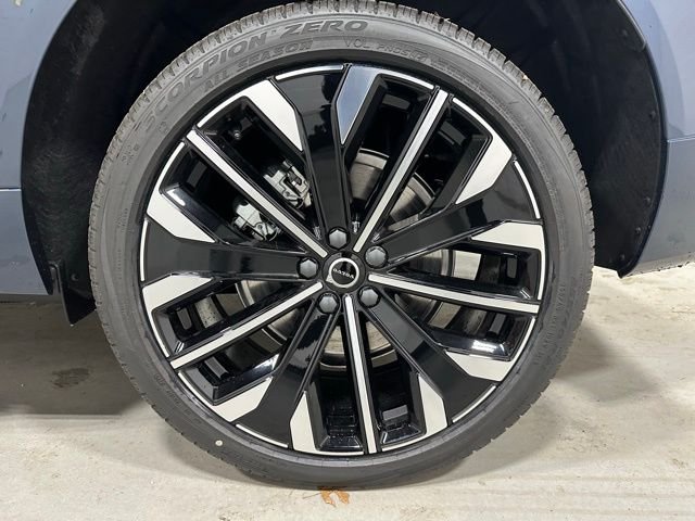 New 2026 Blue Volvo T8 Ultra image 22