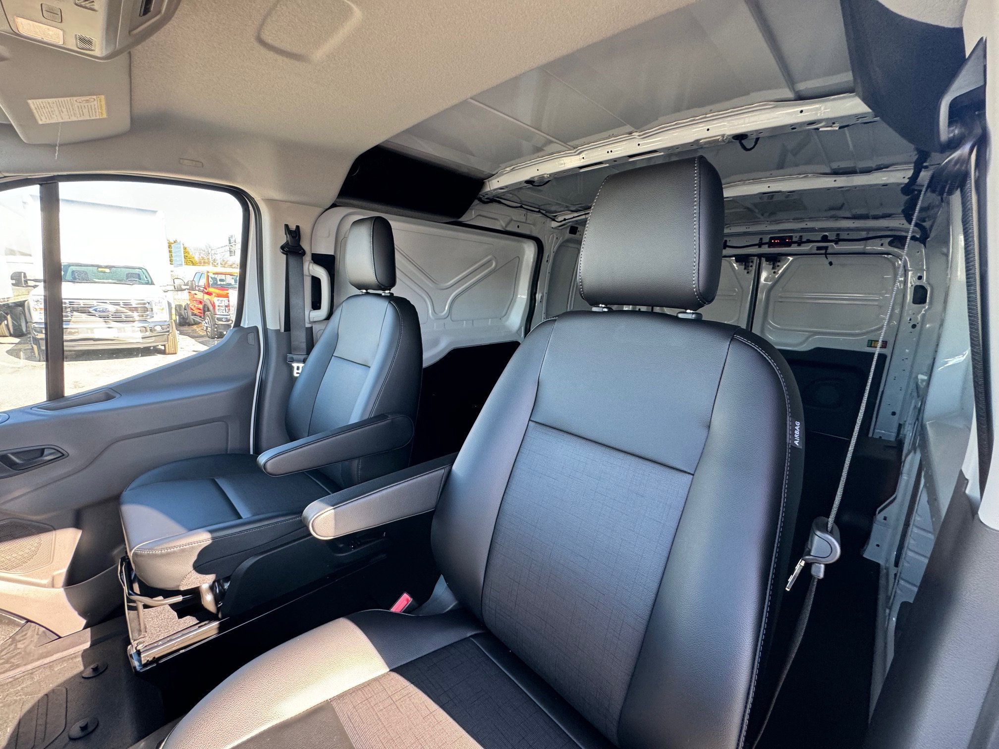 New 2026 Oxford White Ford Cargo Van image 3