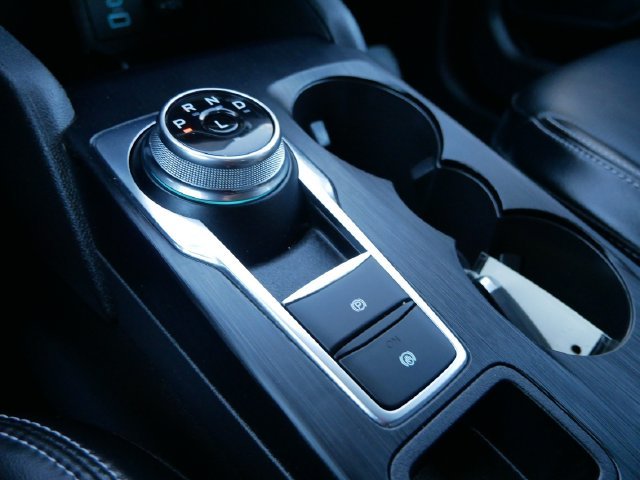 Used 2023 Vapor Blue Ford Platinum image 17