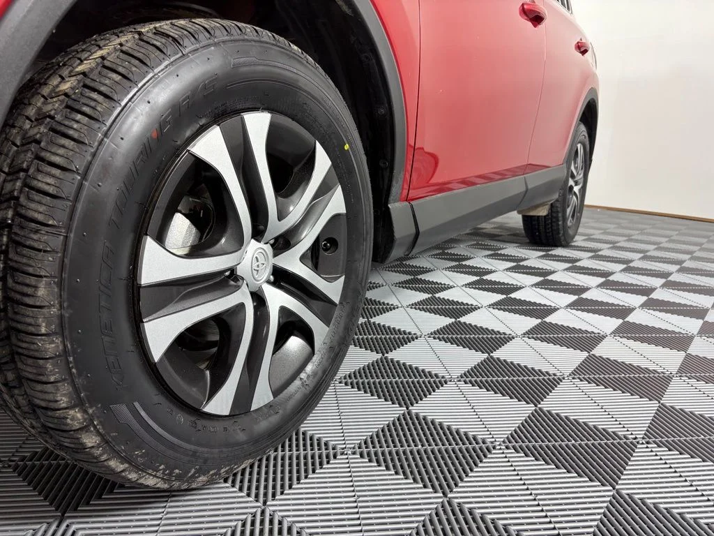 Used 2016 Red Toyota LE image 14