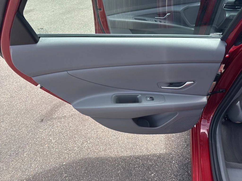 Used 2024 Ultimate Red Hyundai SEL image 45