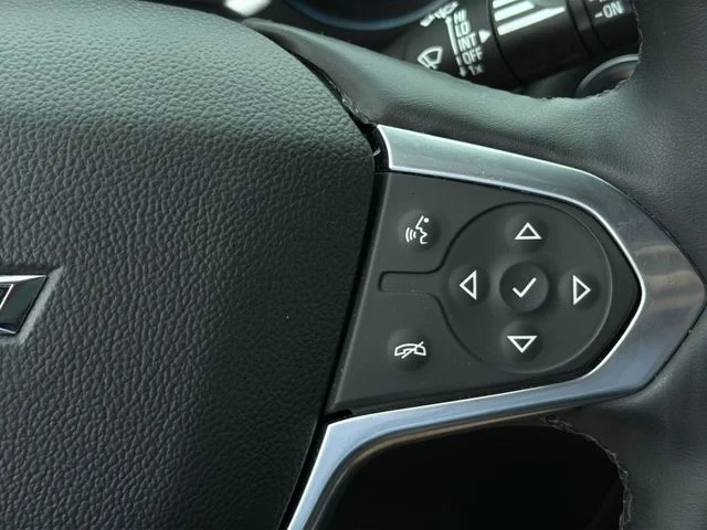 Used 2023 Black Chevrolet RS image 28