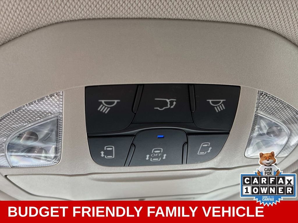 Used 2023 Silver Chrysler LX image 38