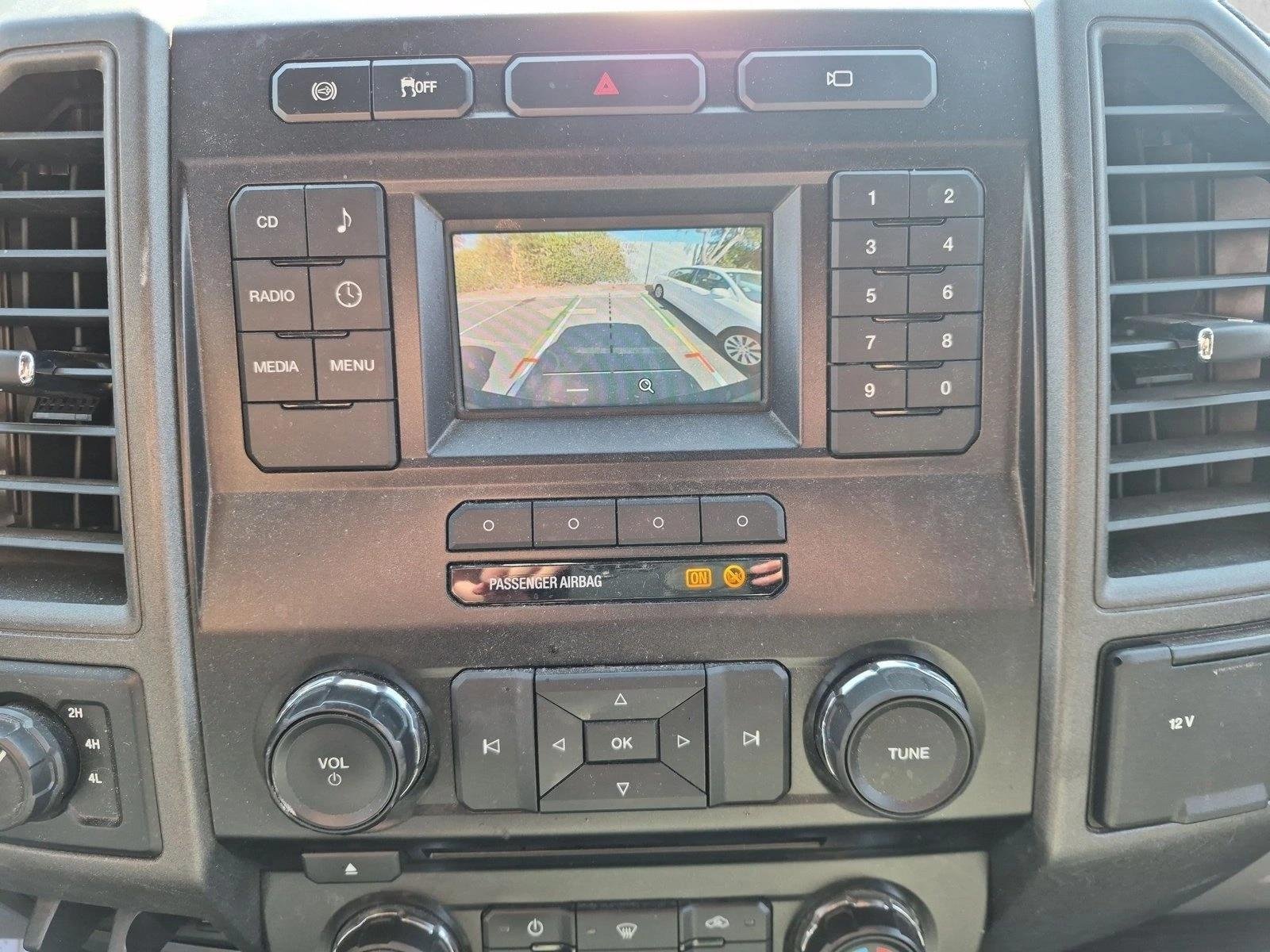 Used 2017 Oxford White Ford XL image 12