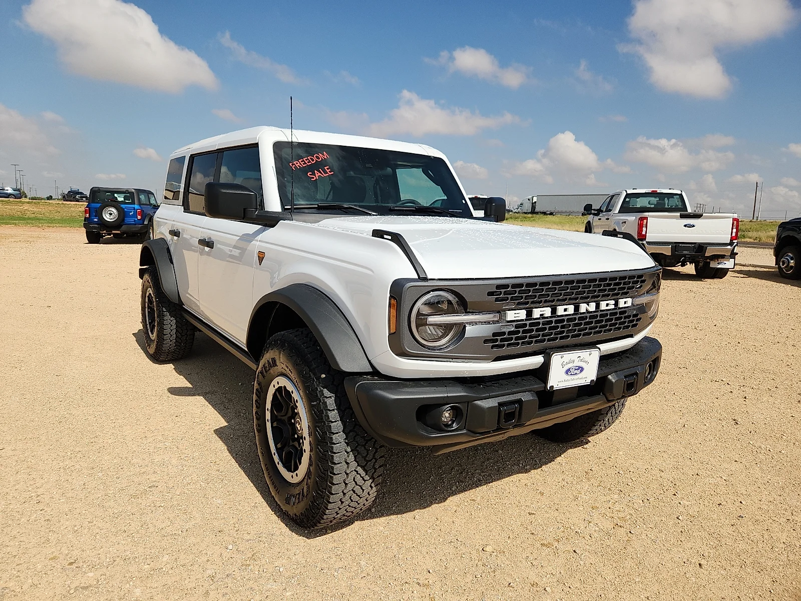 New 2026 Oxford White Ford Badlands image 1