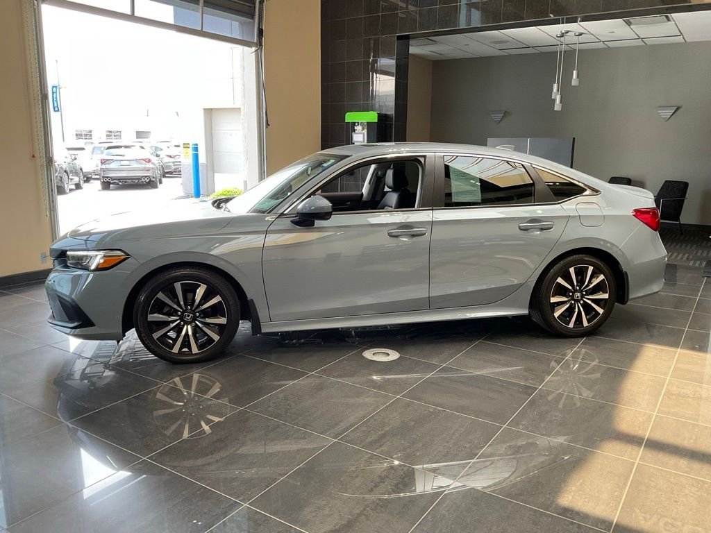 Used 2023  Honda EX image 4