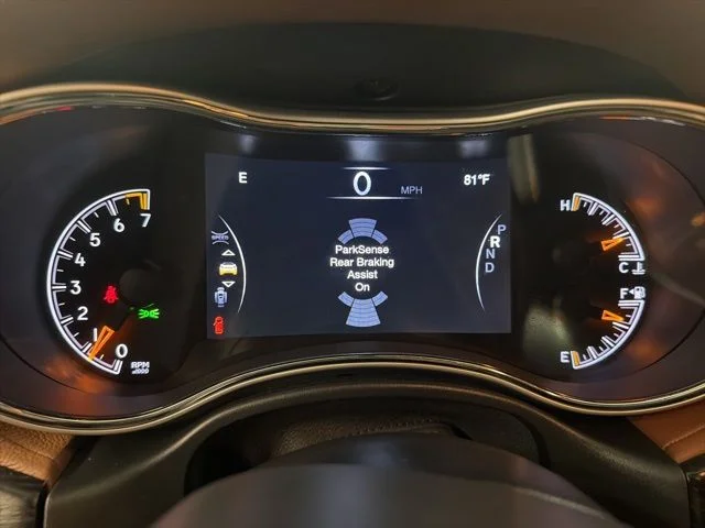 Used 2020 Diamond Black Crystal Pearlcoat Jeep Summit image 27
