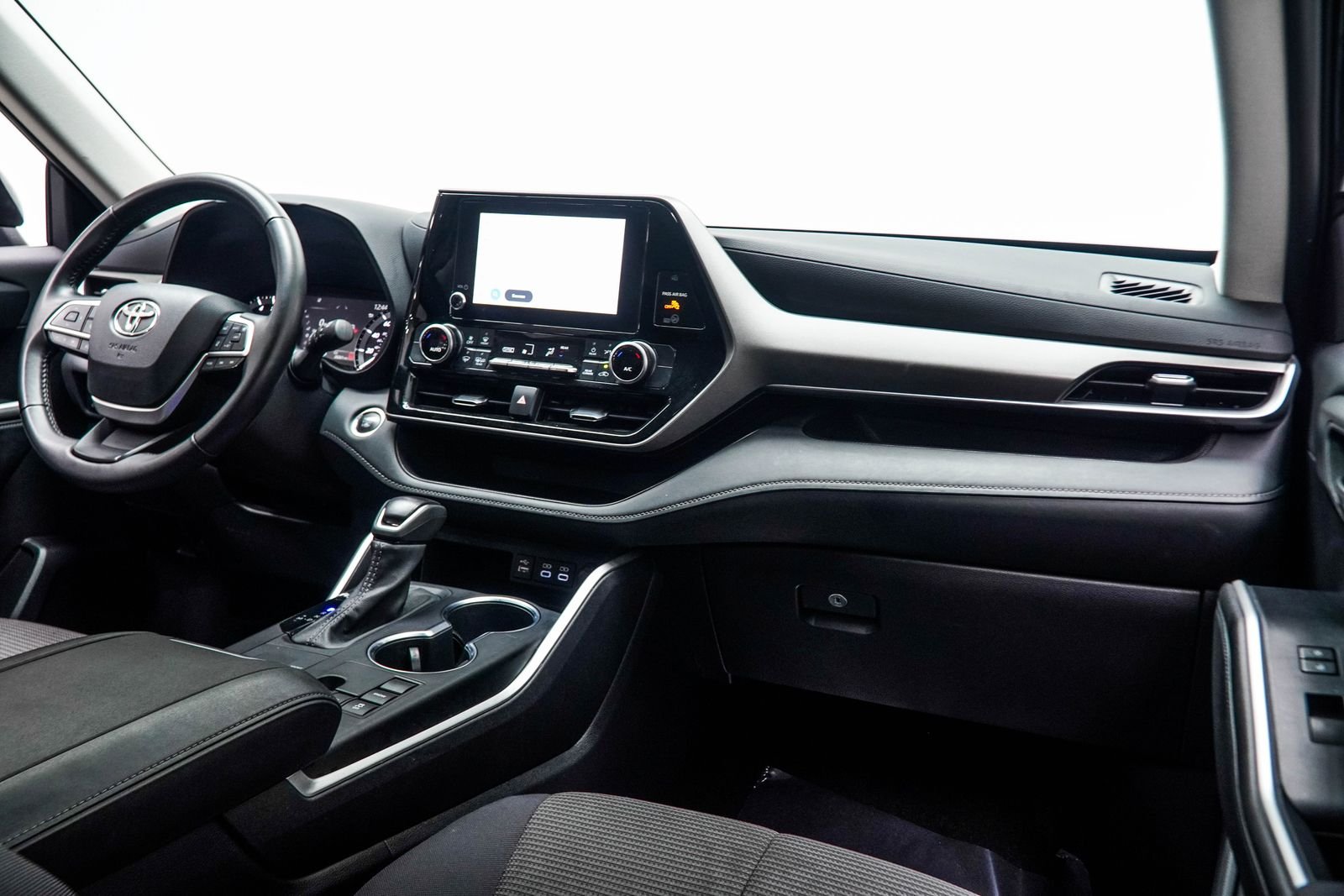 Used 2025 Black Toyota LE image 20