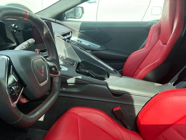 Used 2023 White Chevrolet Stingray image 17