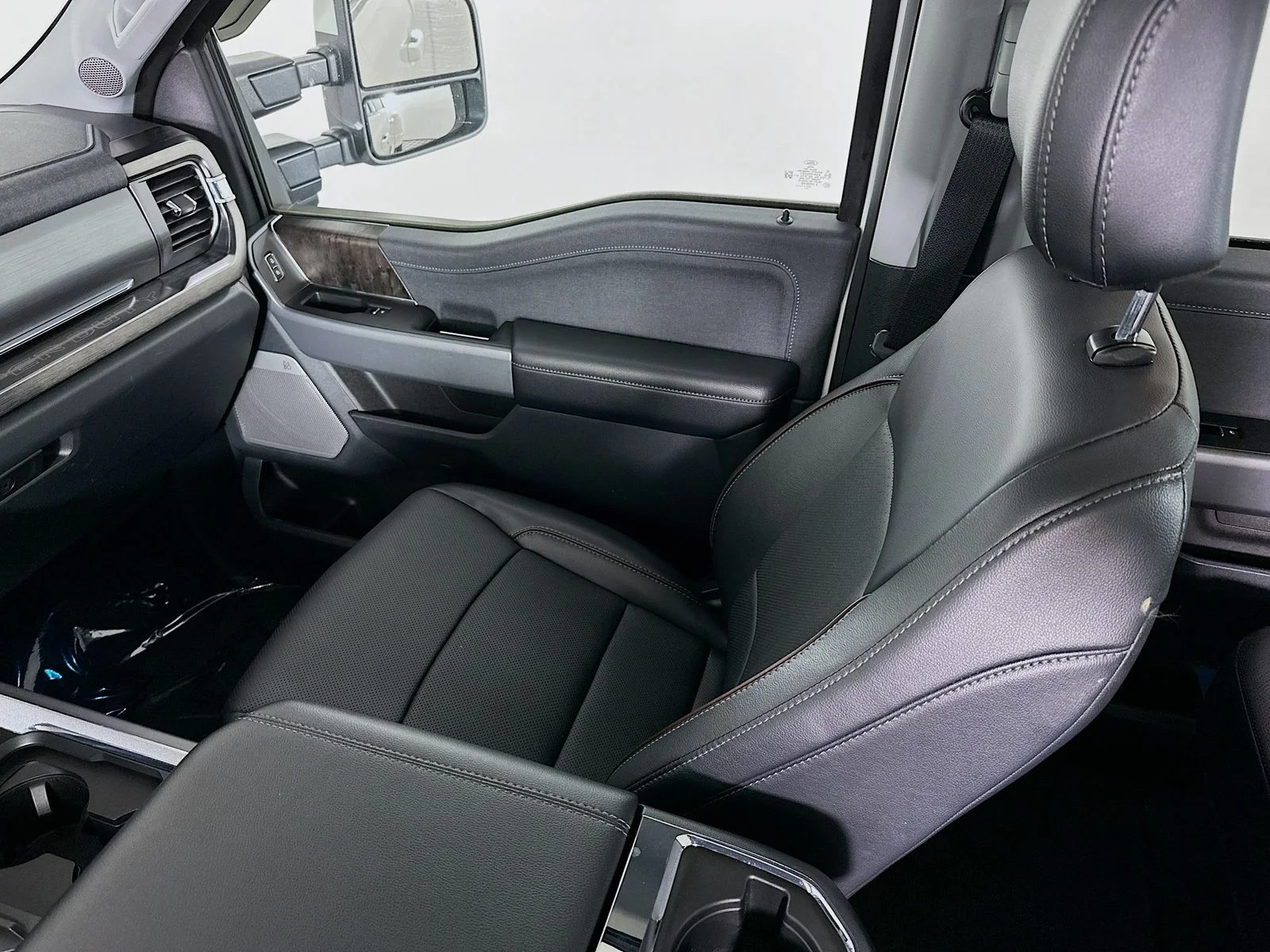 2023 Ford F-450 Super Duty Lariat - Photo 25
