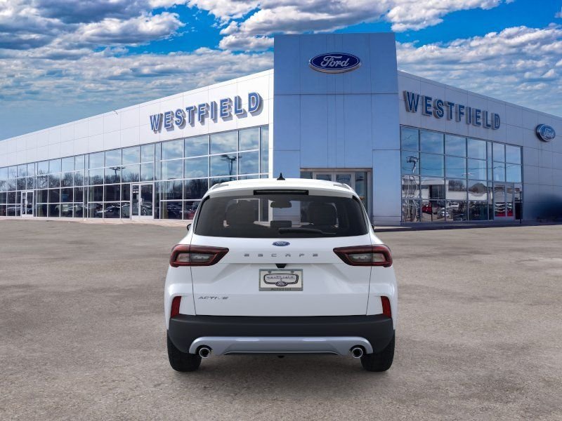 New 2025 Oxford White Ford Active™ image 5