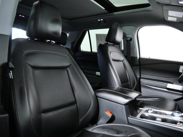 Certified Used 2023 White Ford XLT image 11