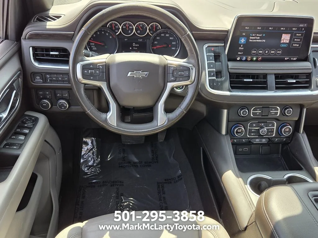 Used 2021 Black Chevrolet Z71 image 11