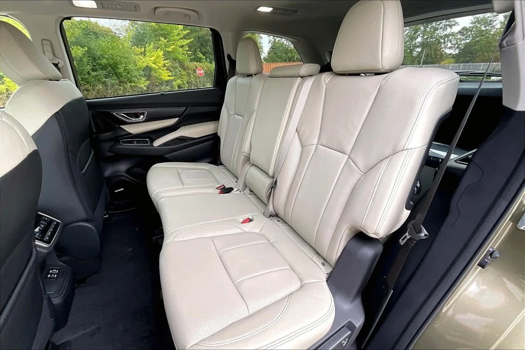 New 2027 AUTUMN GREEN METALLIC Subaru Limited 8-Passenger image 10