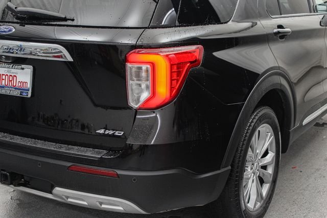 Certified Used 2023 Agate Black Metallic Ford XLT image 9