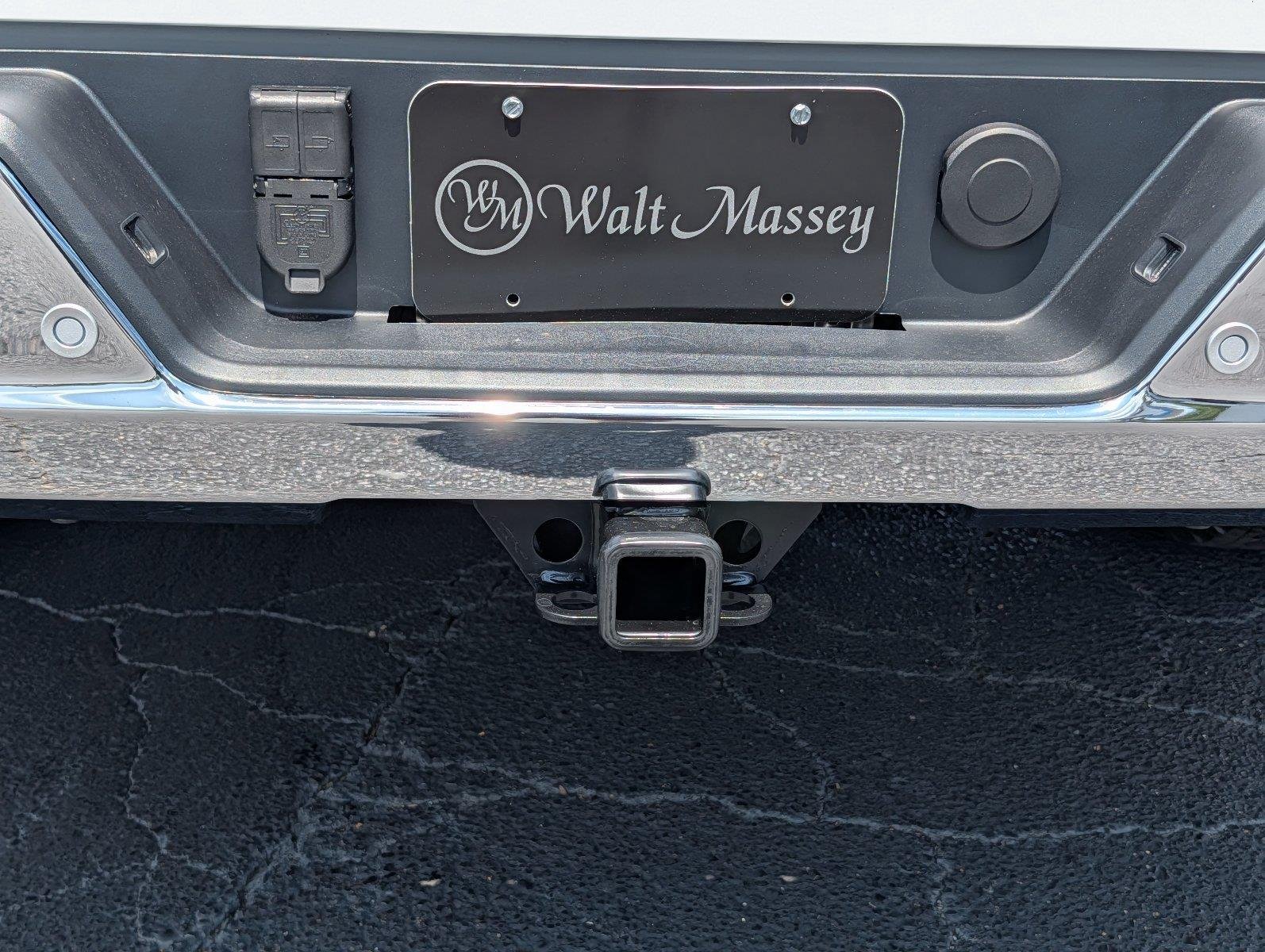 New 2026 Summit White GMC SLT image 36