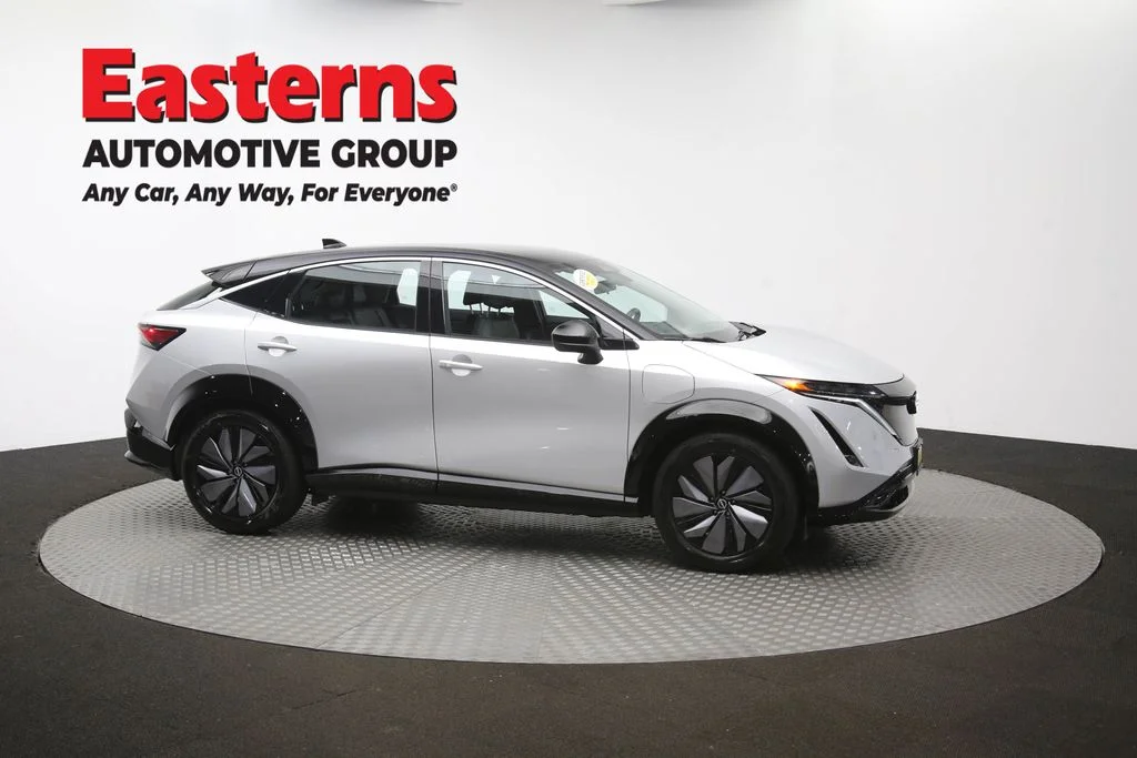 Used 2023 Silver Nissan ENGAGE image 44