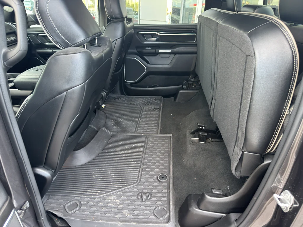 Used 2022 Granite Crystal Metallic Clearcoat Ram Laramie image 16