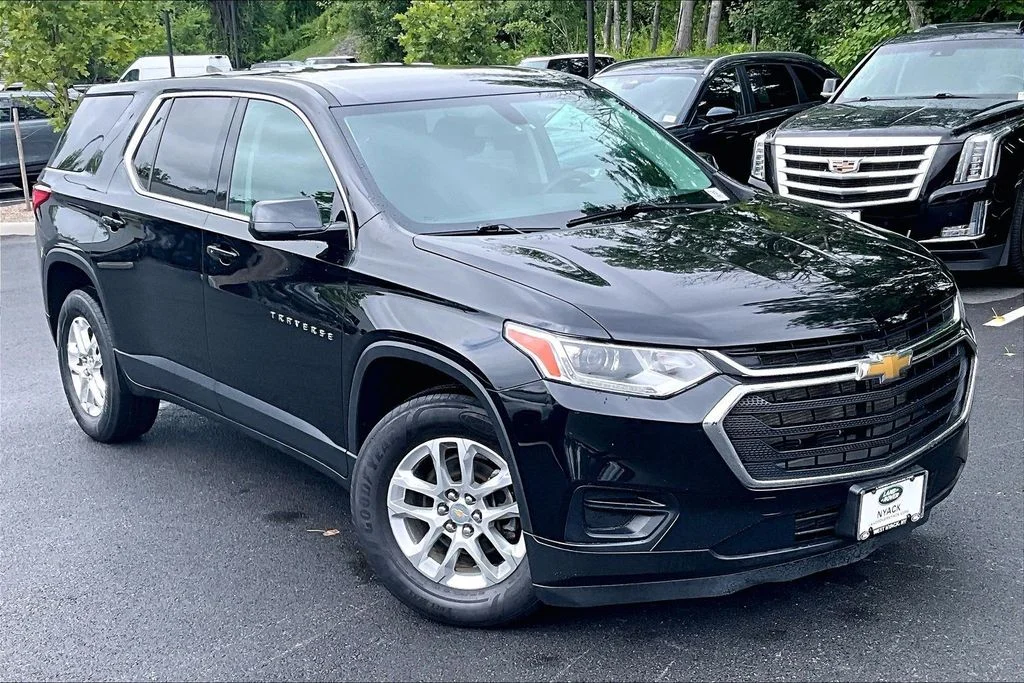 Used 2020 Black Chevrolet LS image 11