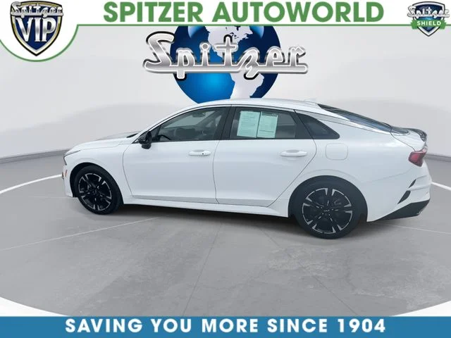 Used 2023 White Pearl Kia GT-Line image 6