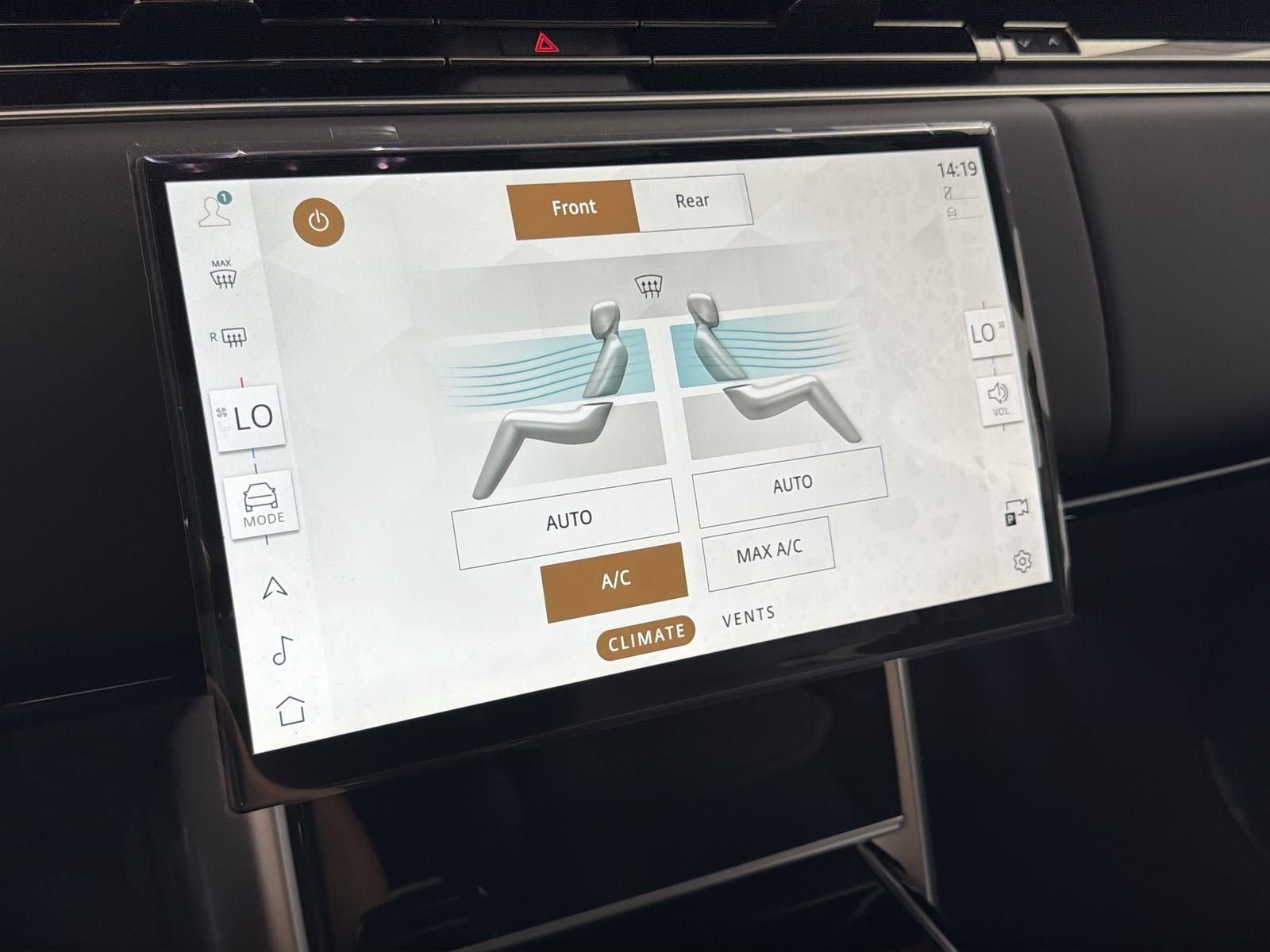 2026 Land Rover Range Rover SE - Photo 15