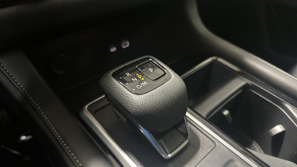 Used 2025 Glacier White Nissan SV image 20