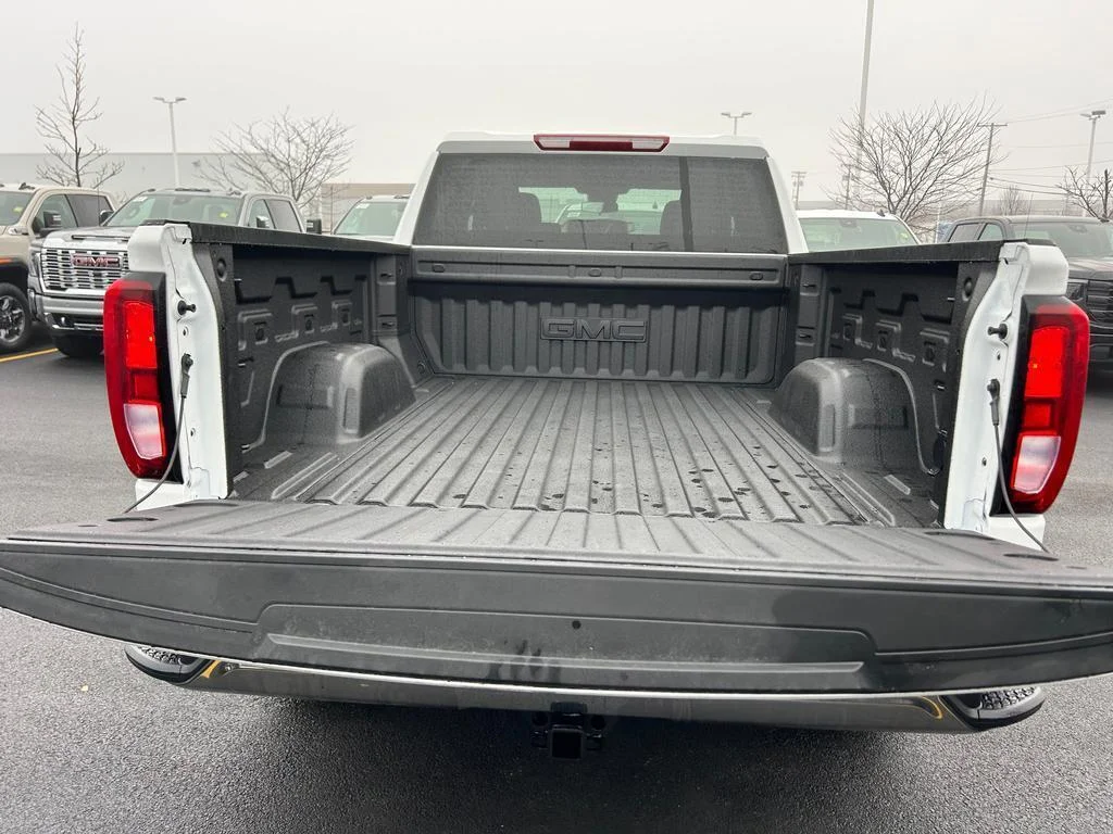 New 2026 Summit White GMC SLE image 15