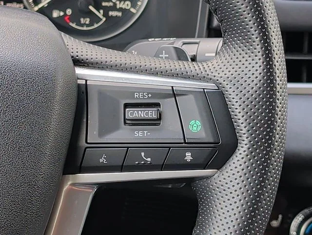 Certified Used 2025 Alloy Silver Metallic Mitsubishi SE image 24