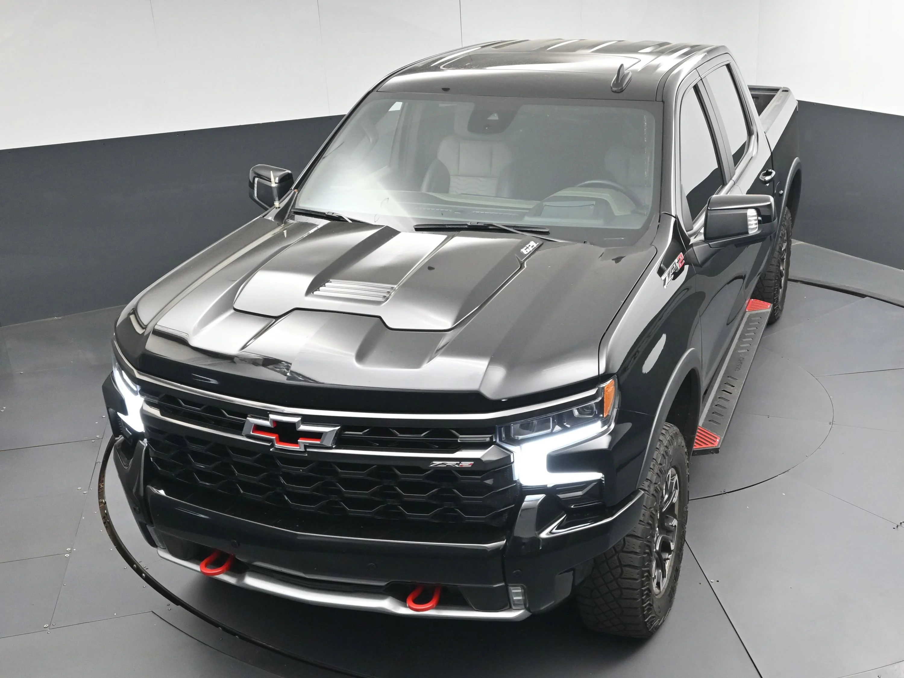 Used 2025 Black Chevrolet ZR2 image 35